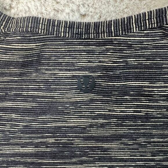 Lululemon Top Size 10 Lab City Puff Sleeve We Are From Space Gym Grey Heathered - Picture 8 of 8